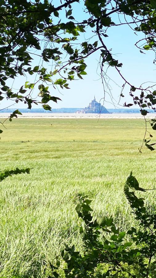 Maison De La Besliere Meuble De Tourisme 2 Etoiles Folligny エクステリア 写真